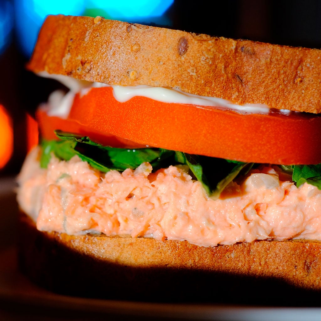 Sánduche de salmón ahumado y mayonesa – - Receta