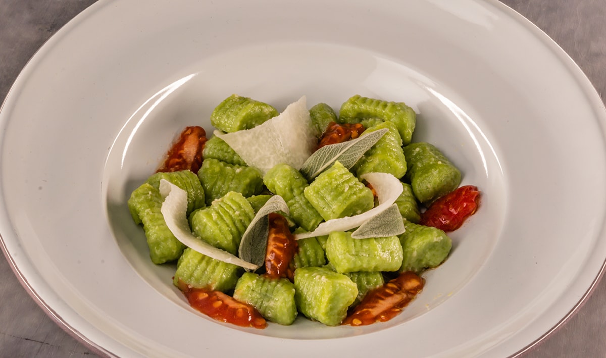 Gnocchi de Espinaca en Mantequilla de Salvia – - Receta
