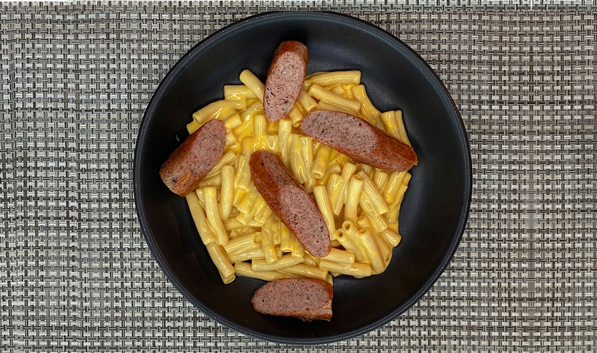 Mac & Cheese con salchicha artesanal Mac & Cheese con salchicha artesanal
