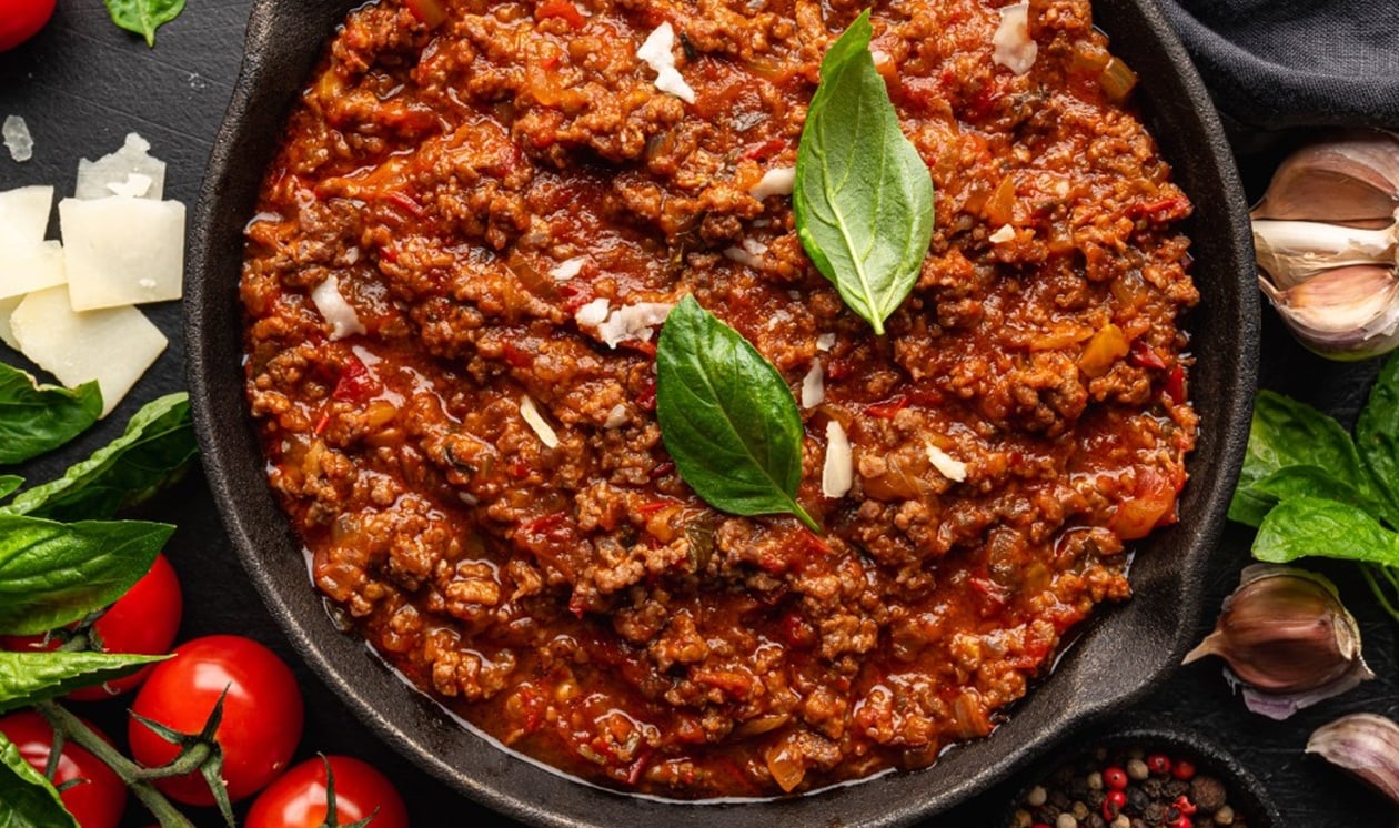Salsa Boloñesa con tocineta – - Receta