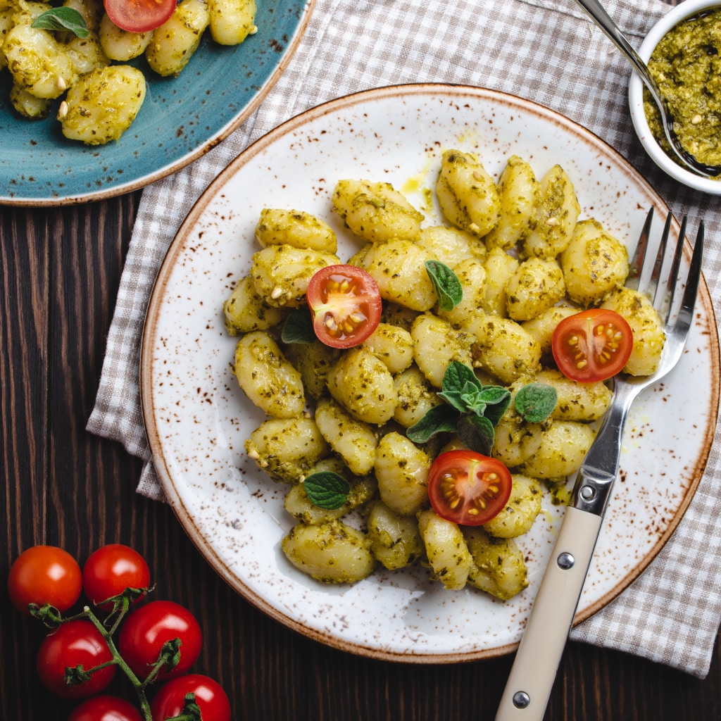 Gnocchis en salsa pesto Gnocchis en salsa pesto