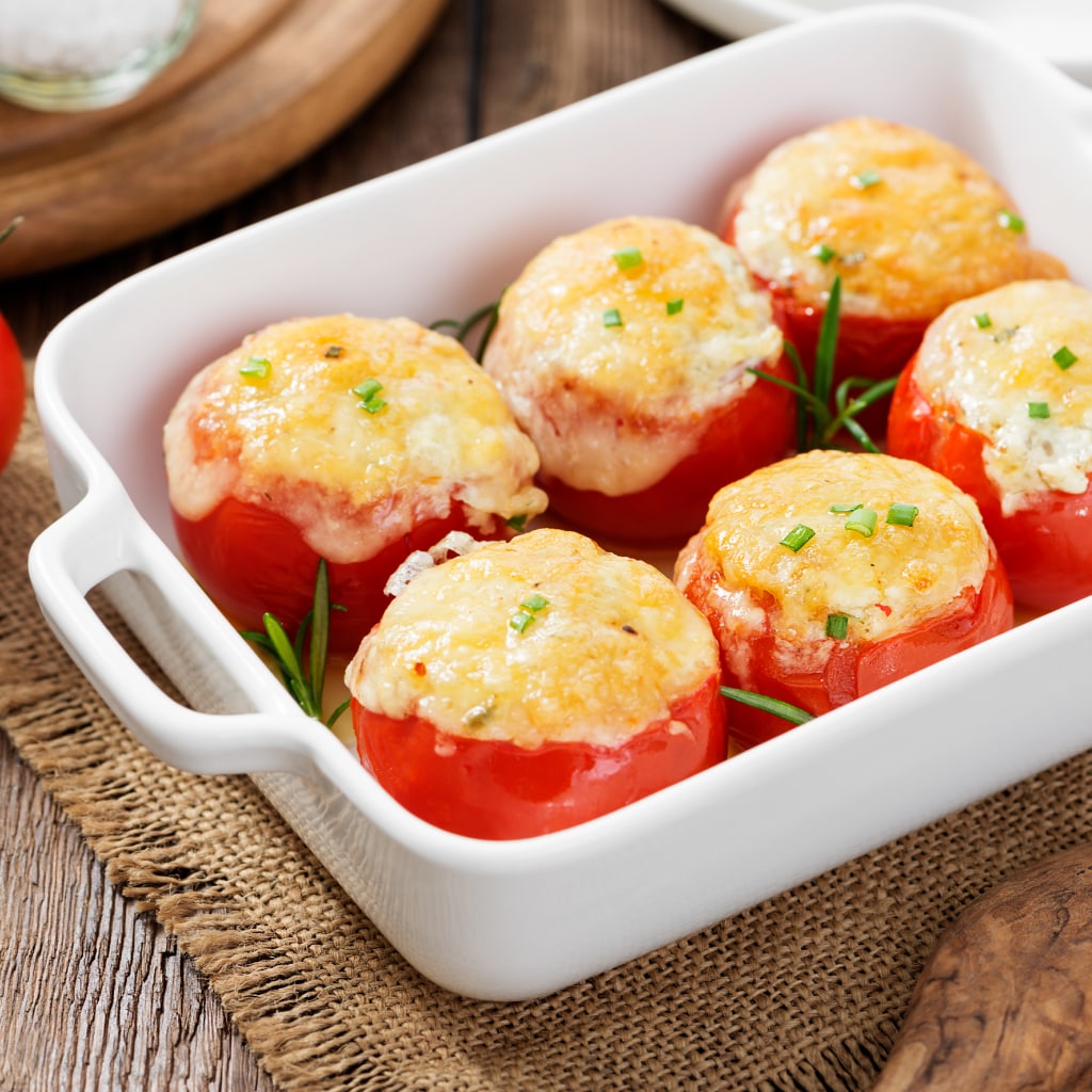 Tomates rellenos de puré de papa Tomates rellenos de puré de papa