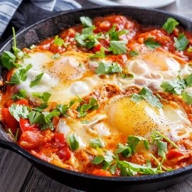 Huevos shakshuka