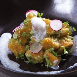 Gnocchi de Papa con Salsa de Cilantro Estilo Pesto Gnocchi de Papa con Salsa de Cilantro Estilo Pesto