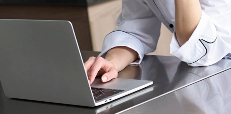 CALCULADORA DE COSTOS EN HOTELES 