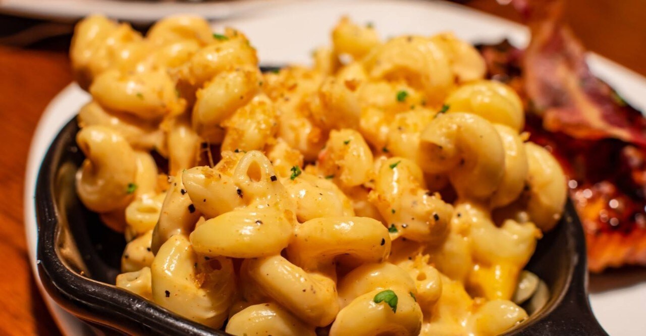 Salsa de queso cheddar: 10 ideas para aprovechar su sabor y textura