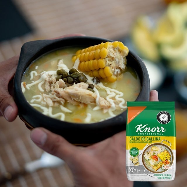5 platos colombianos que puedes preparar con Knorr® Professional Caldo de Gallina