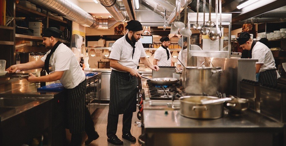 Reducir la rotación de personal: consejos y herramientas que refuerzan y apoyan a tu equipo