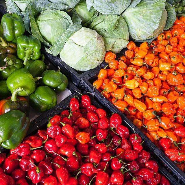 Elige bien tus proveedores, producto de temporada y la regla del más con menos