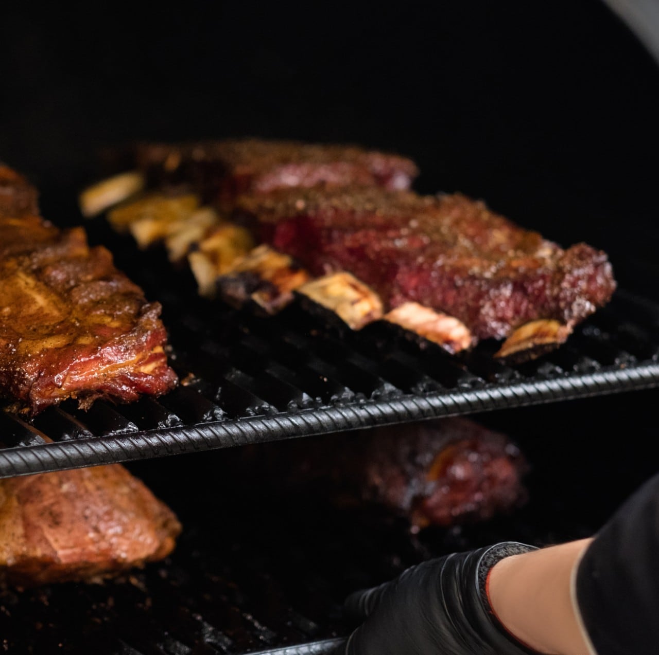 Ahumado en caliente de carnes