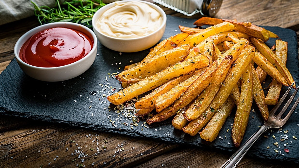 Papas a la francesa con Mayonesa y Catsup